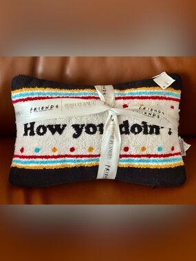 NWT Posh Peanut “Friends How You Doin?” Pillow